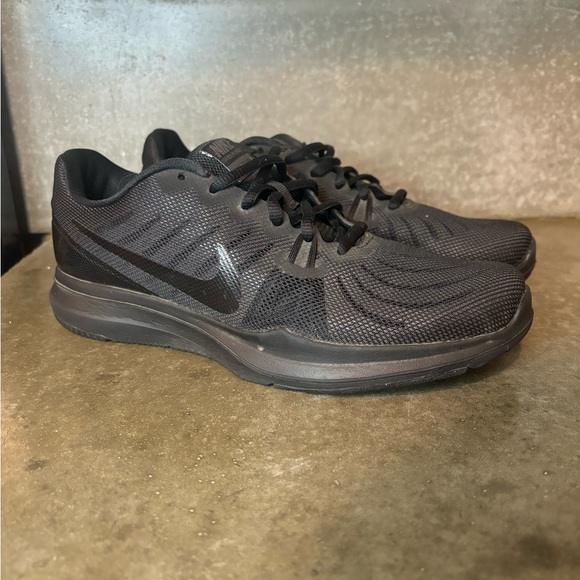 Nike In Season 7 TR Training Black And White Size Women’s 7 Running / Training - Picture 3 of 13